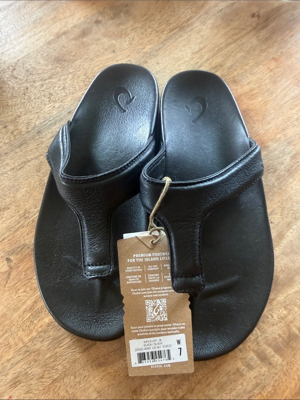 OluKai Black Leather Sandals